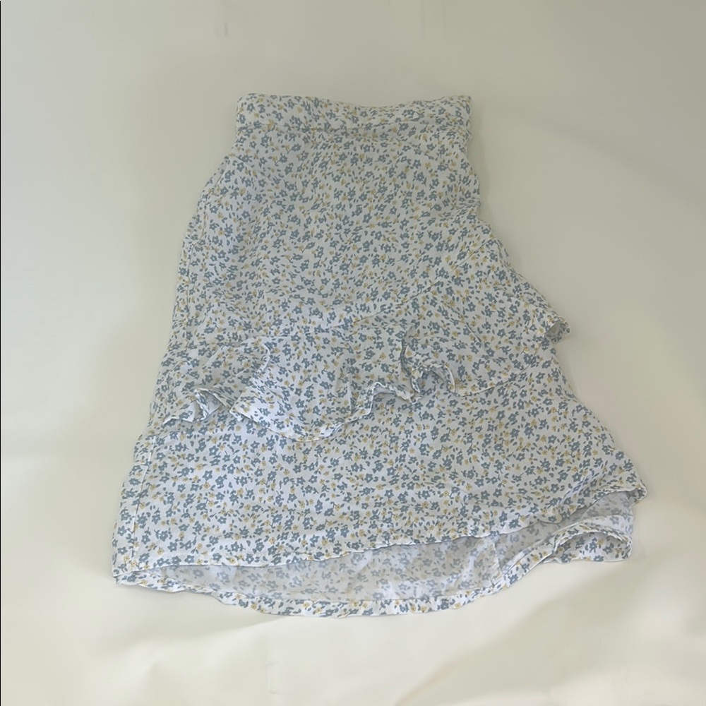 Floral Blue and White Women's Skirt - Picture 2 of 3